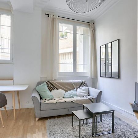 Charming Studio - Paris 18Th District Apartment Bagian luar foto